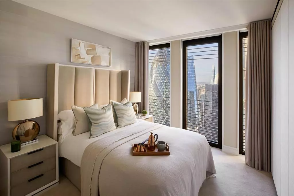 Three bedroom apartment at One Bishopsgate Plaza, City of London, EC3A 7AB